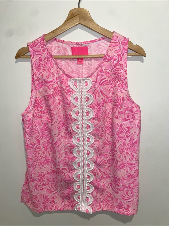 Lilly Pulitzer Tops - Lilly Pulitzer Pink and White Floral Sleeveless Top Size 10 NWOT